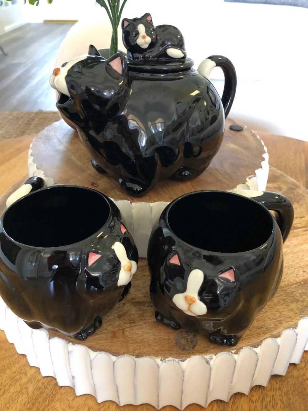 Takahashi 3D Black Cat Teapot and 2 Matching Black Cat Tea Cups, Made in Japan